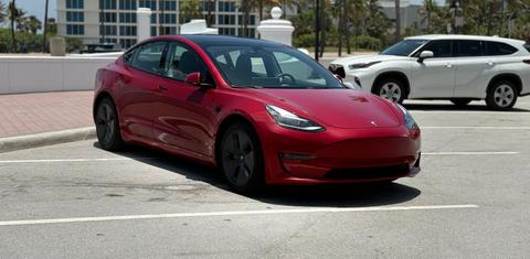 Tesla Model 3 2022
