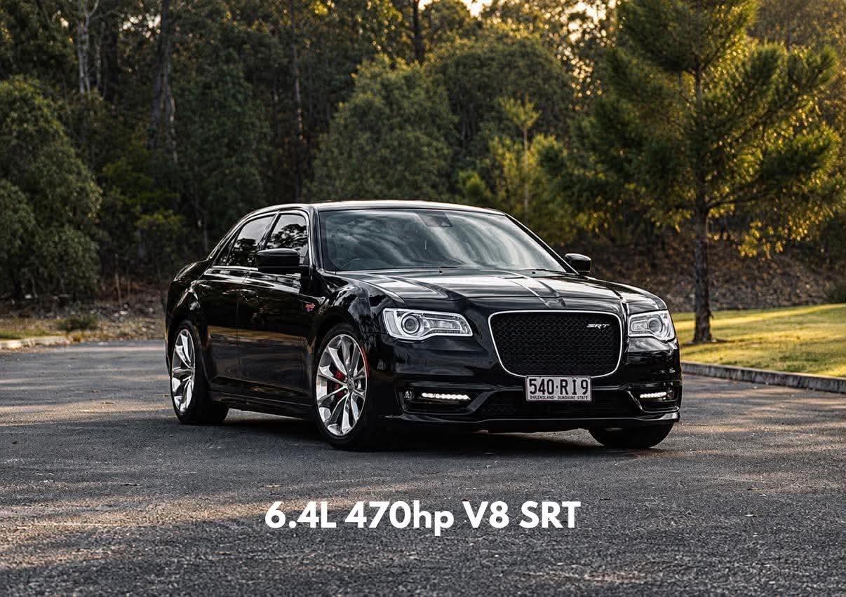 Chrysler 300 2015 in Biggera Waters