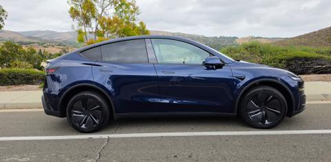 Tesla Model Y 2026