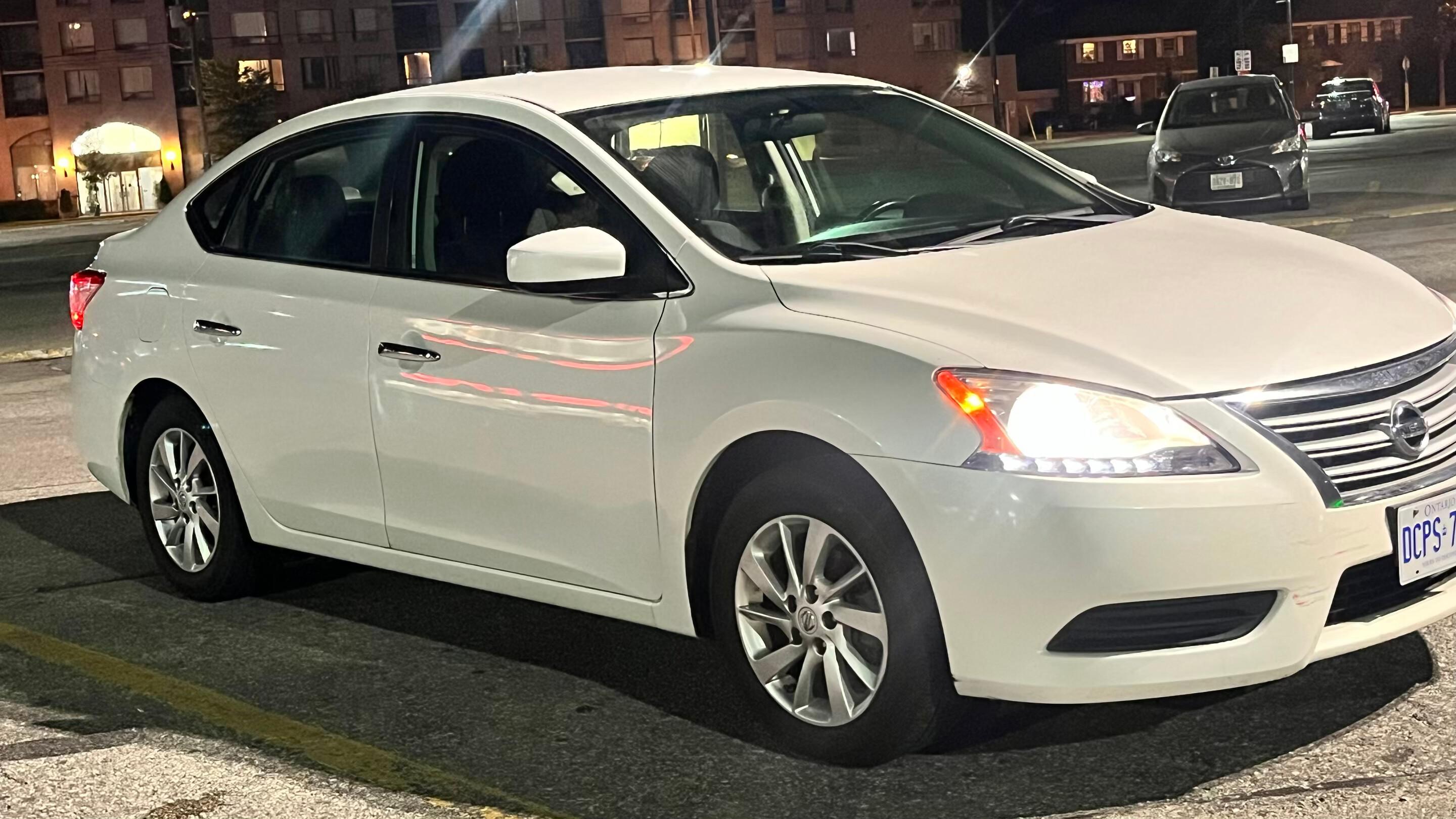 Nissan Sentra 2015 in Toronto, ON