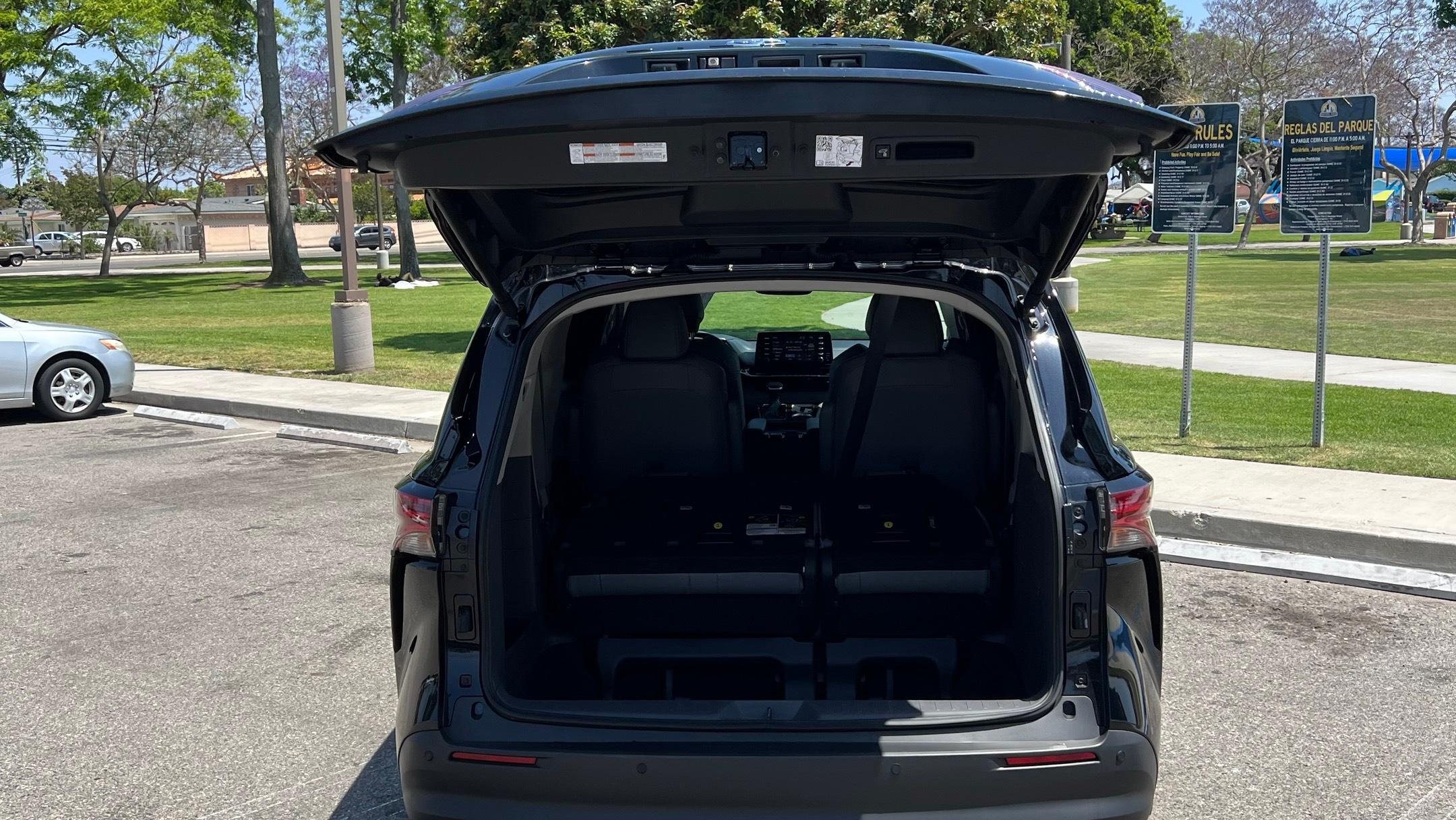 Toyota Sienna 2022 in Santa Ana, CA