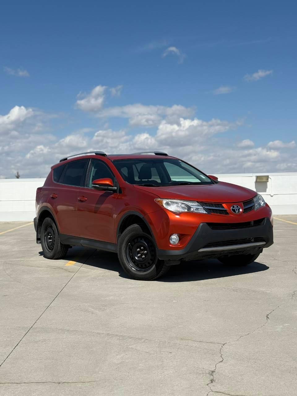 Toyota RAV4 2015 à 