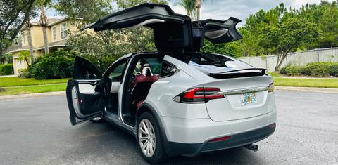 Tesla Model X 2016