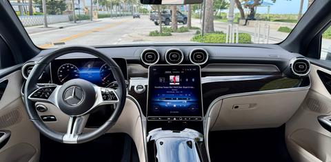Mercedes-Benz GLC-Class 2024