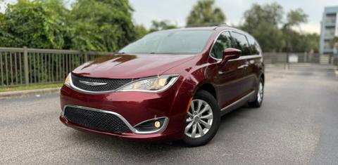 Chrysler Pacifica 2017