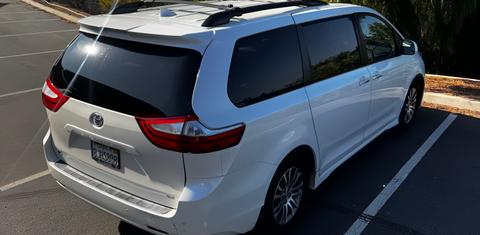 Toyota Sienna 2019