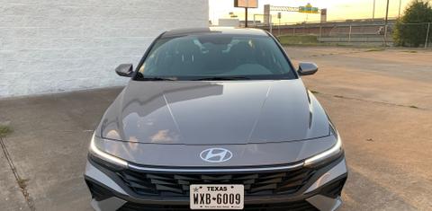 Hyundai Elantra 2025