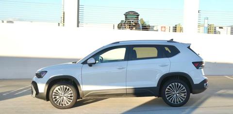 Volkswagen Taos 2025