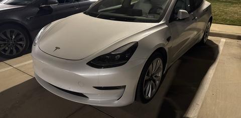 Tesla Model 3 2022