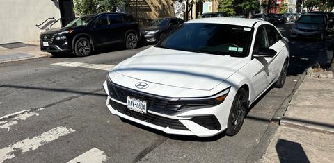 Hyundai Elantra Hybrid 2025