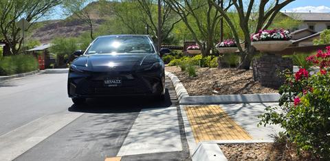 Toyota Camry Hybrid 2025