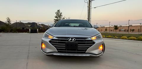 Hyundai Elantra 2019