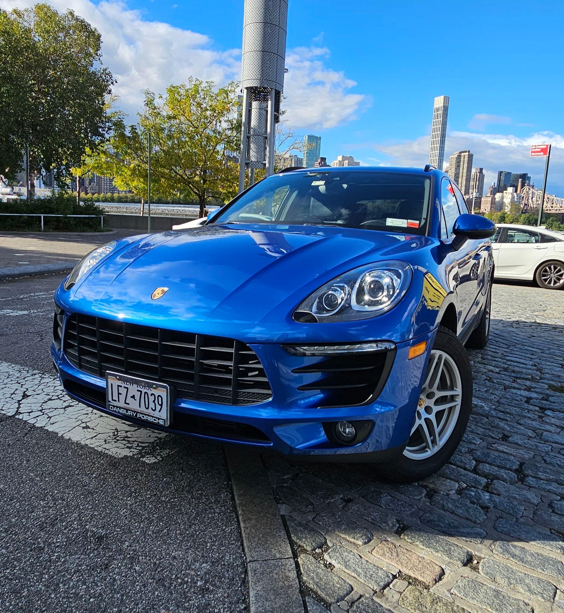 Porsche Macan 2017 in Long Island City, NY