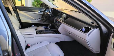 Hyundai Genesis 2015