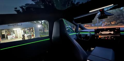 Tesla Cybertruck 2025