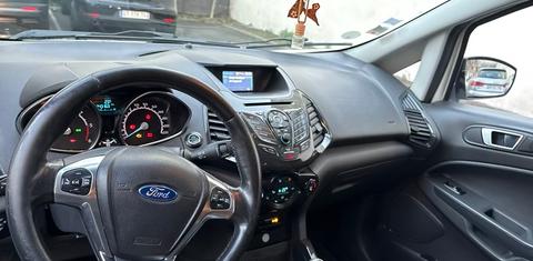 Ford ECOSPORT 2016