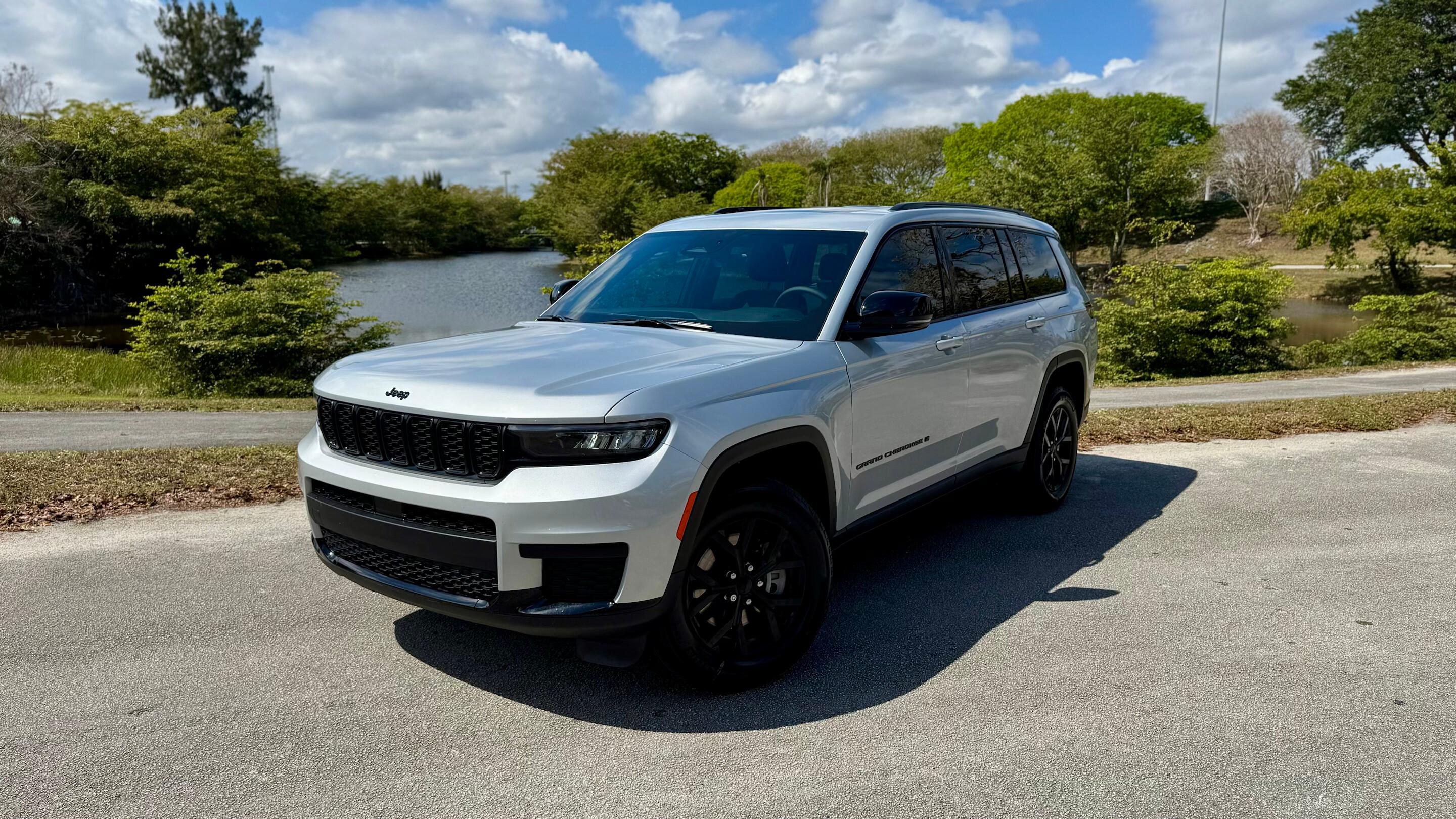 Jeep Grand Cherokee L 2025 rental in Hialeah, FL by Frank S. | Turo