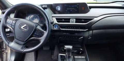 Lexus UX 2019