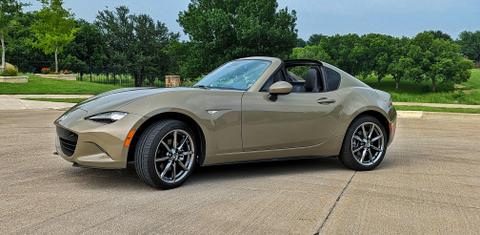 Mazda MX-5 Miata RF 2023