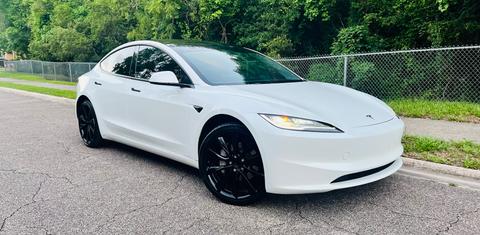 Tesla Model 3 2025