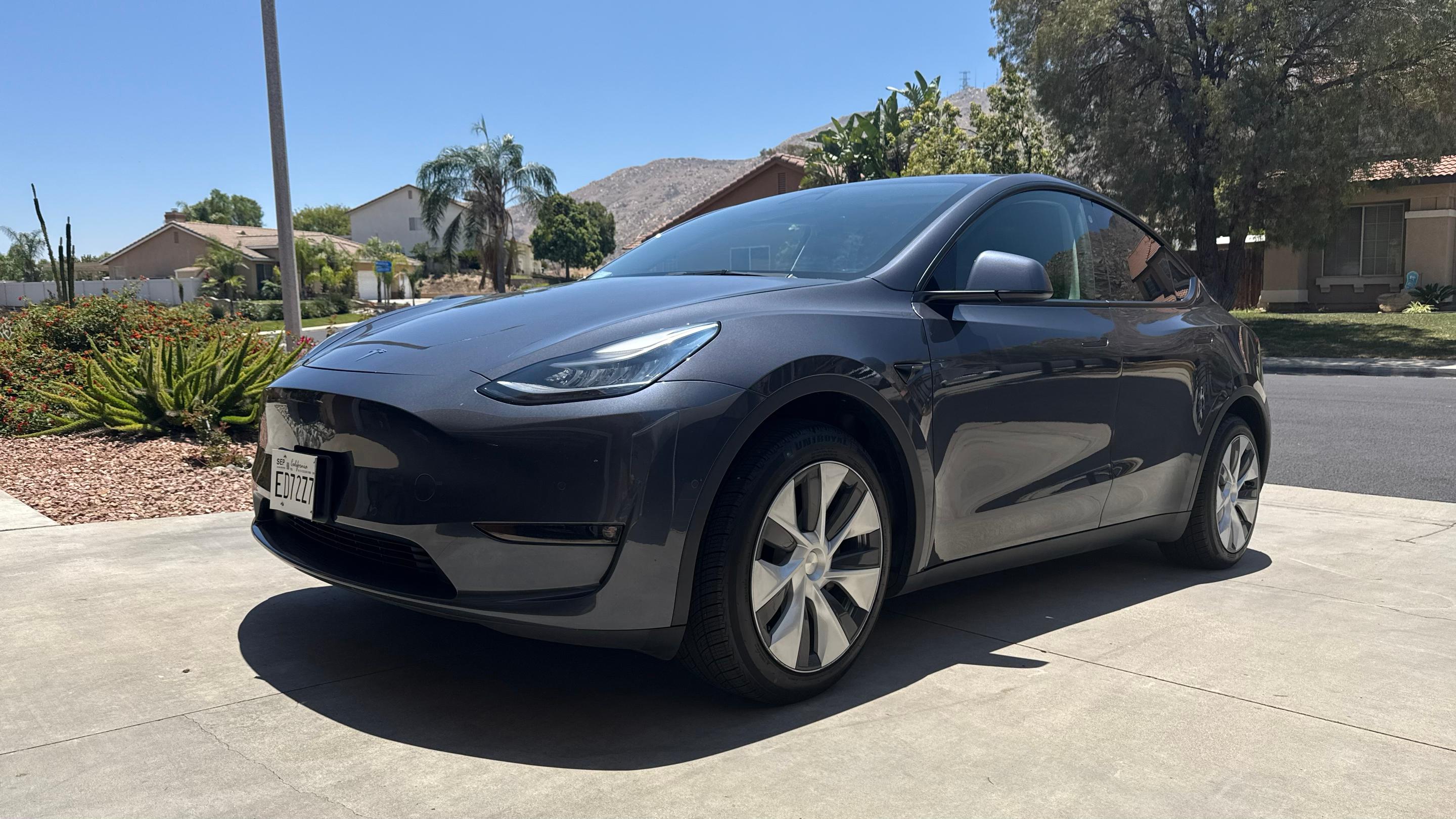 Tesla Model Y 2021 in Moreno Valley, CA