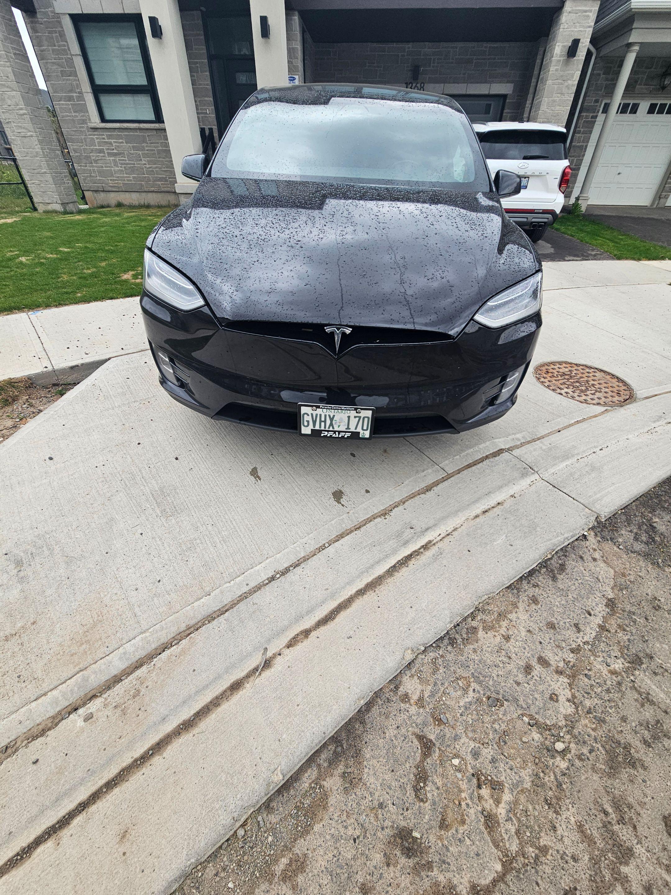 Tesla Model X 2017 in Oakville, ON