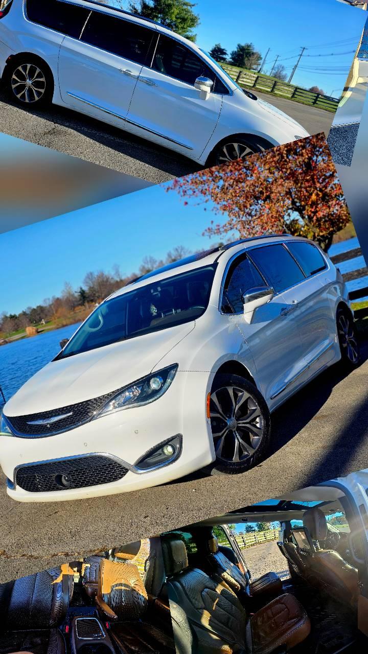 Chrysler Pacifica 2017 in Lexington, KY