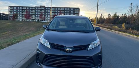 Toyota Sienna 2019