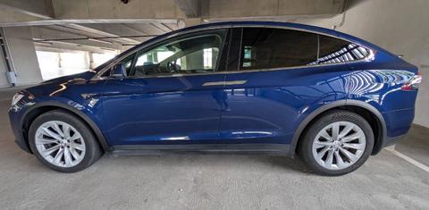 Tesla Model X 2017