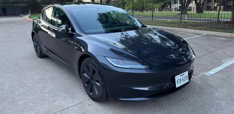 Tesla Model 3 2024