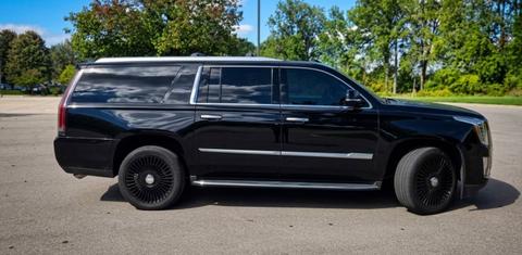 Cadillac Escalade ESV 2017