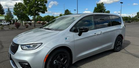 Chrysler Pacifica 2023