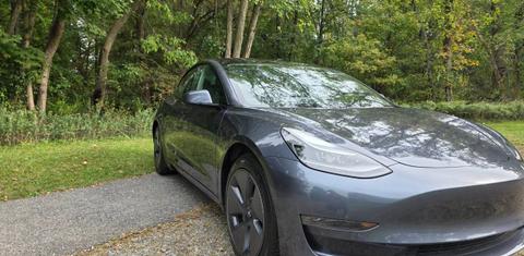 Tesla Model 3 2022