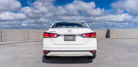 Nissan Altima 2023