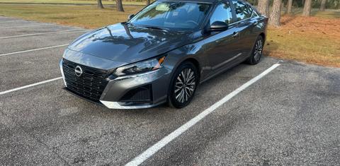 Nissan Altima 2025