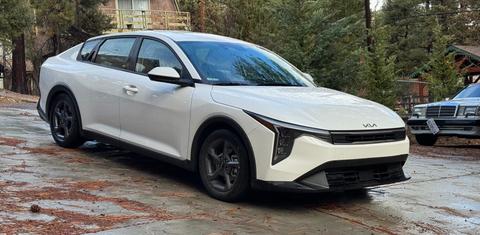 Kia K4 2025