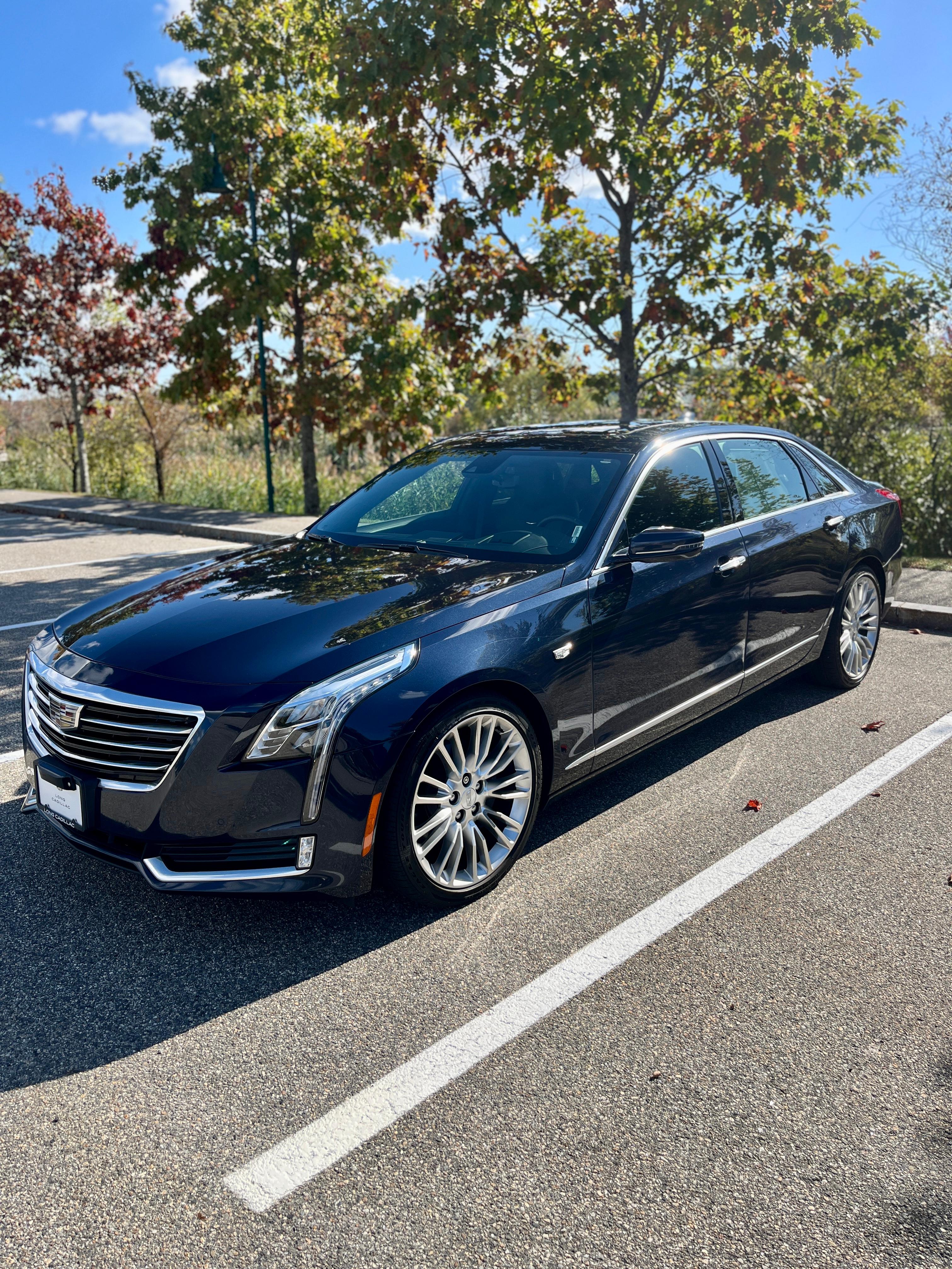 Cadillac CT6 2016 in 