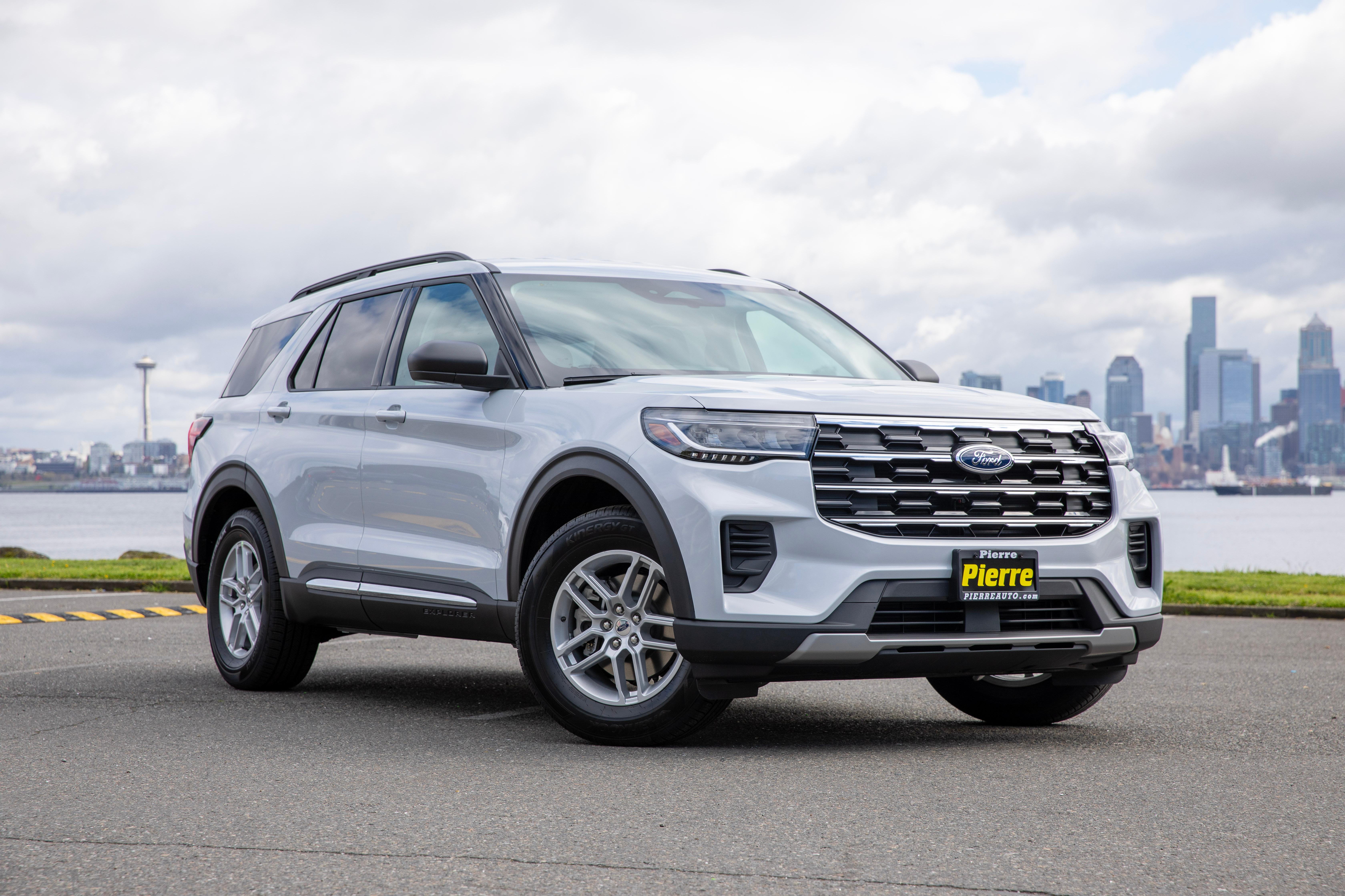 Ford Explorer 2025 in SeaTac, WA