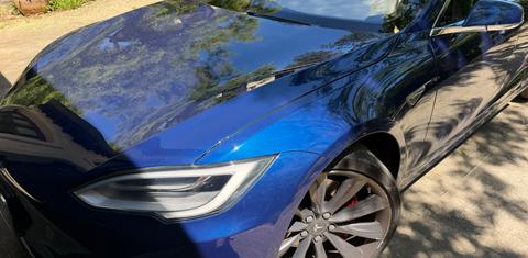 Tesla Model S 2016