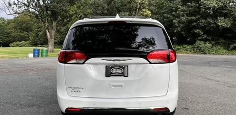 Chrysler Pacifica 2017