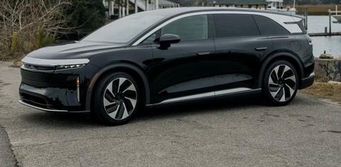Lucid Gravity 2026