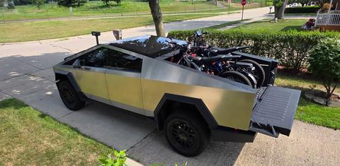 Tesla Cybertruck 2024