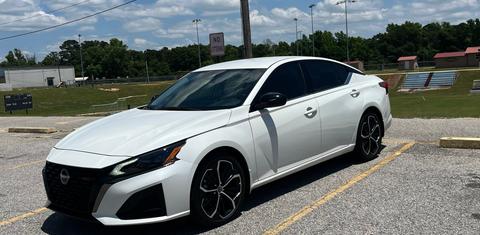 Nissan Altima 2025