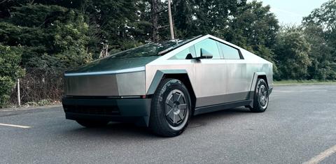 Tesla Cybertruck 2025