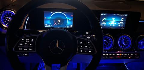 Mercedes-Benz GLB-Class 2021