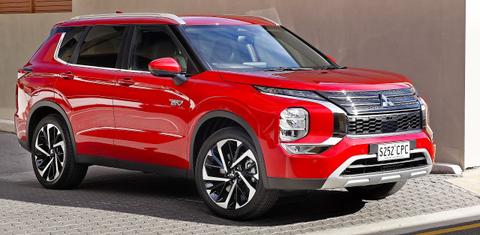 Mitsubishi Outlander 2025