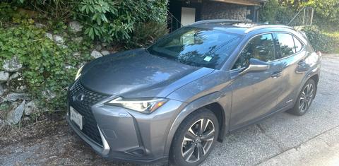 Lexus UX 2022