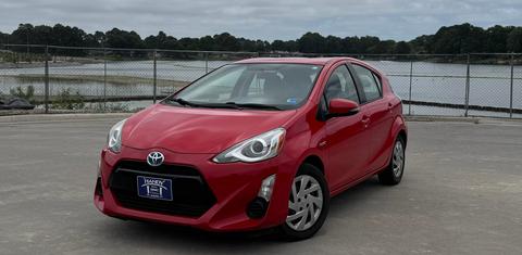 Toyota Prius c 2015