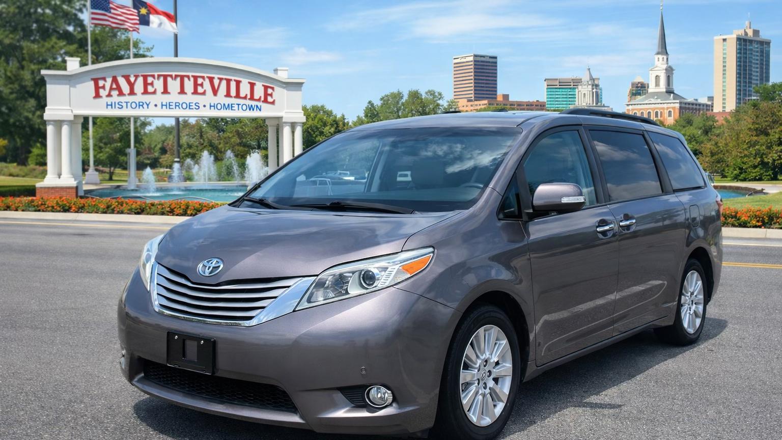 Toyota Sienna 2015 in 