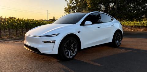 Tesla Model Y 2026